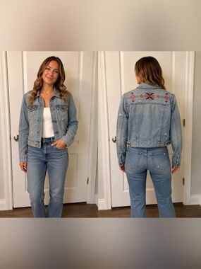 American Eagle Outfitters Light Wash Distressed Denim Jacket
